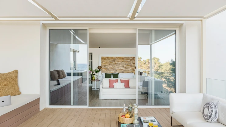 Extra ME+ Junior Suite Jacuzzi Sea View & Terrace